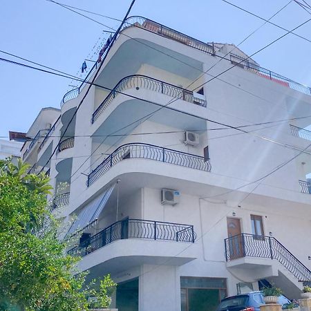Mikel'S House Apartamento Sarandë Exterior foto